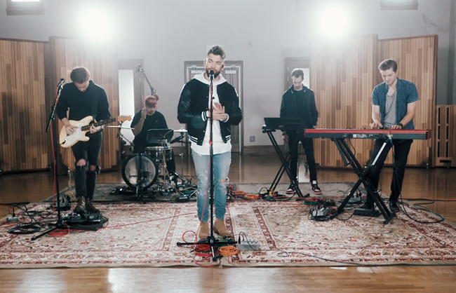 Alex Wright Dylan Scott